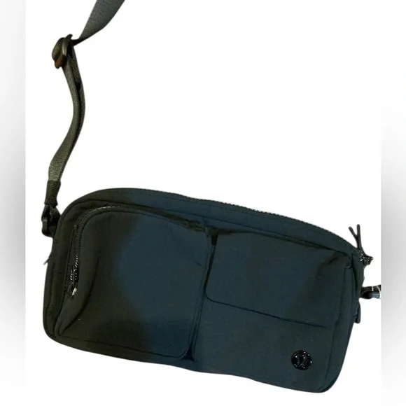 bag carry on size osprey Osprey Daylite Carry On Travel Pack 35 Black